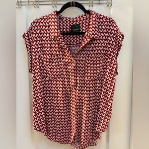 Jachs Girlfriend New York Red and White Zigzag Button down Women's Blouse